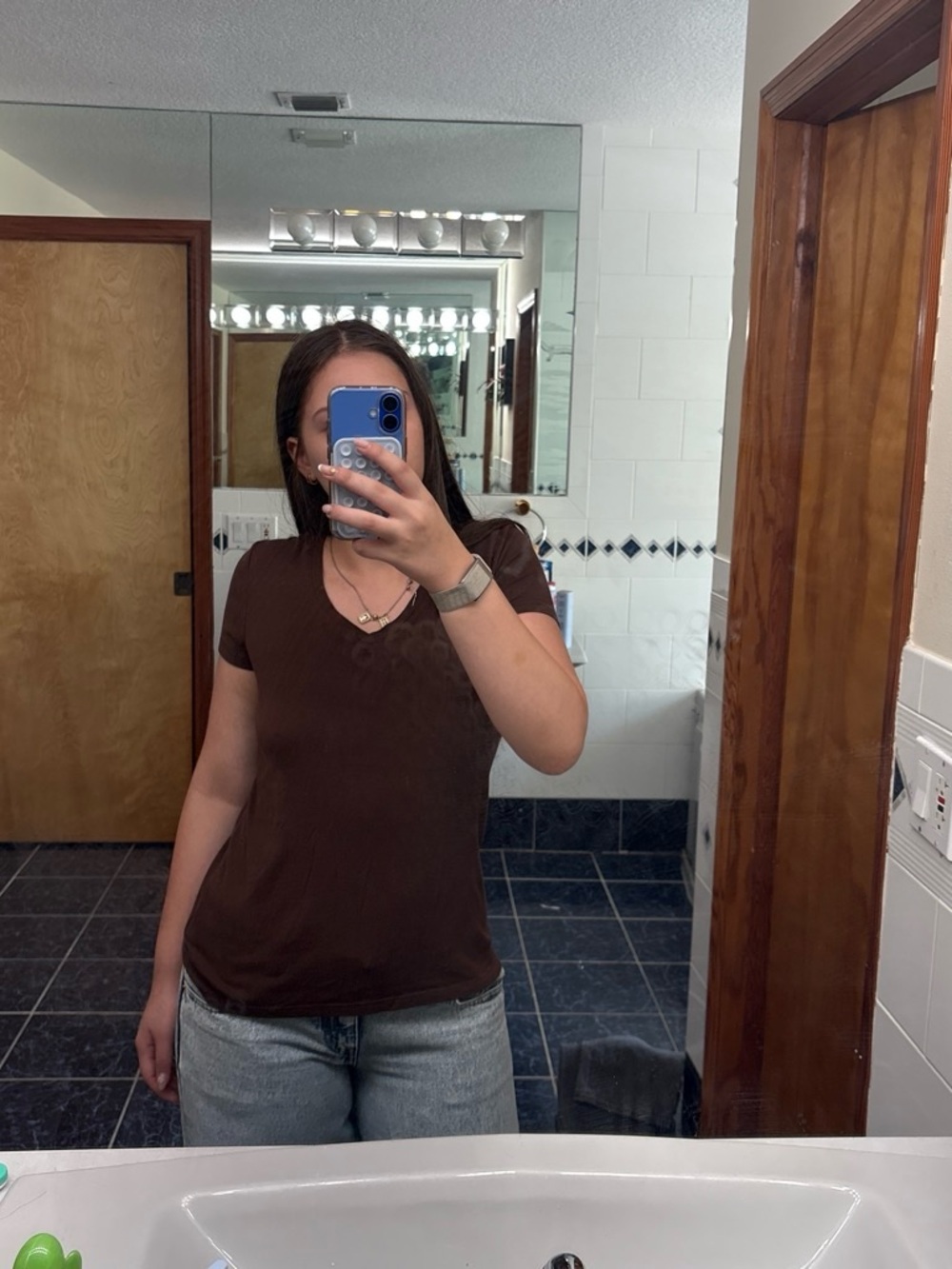 GAP Brown V-Neck Short Sleeve Tee - Picture 3 of 8